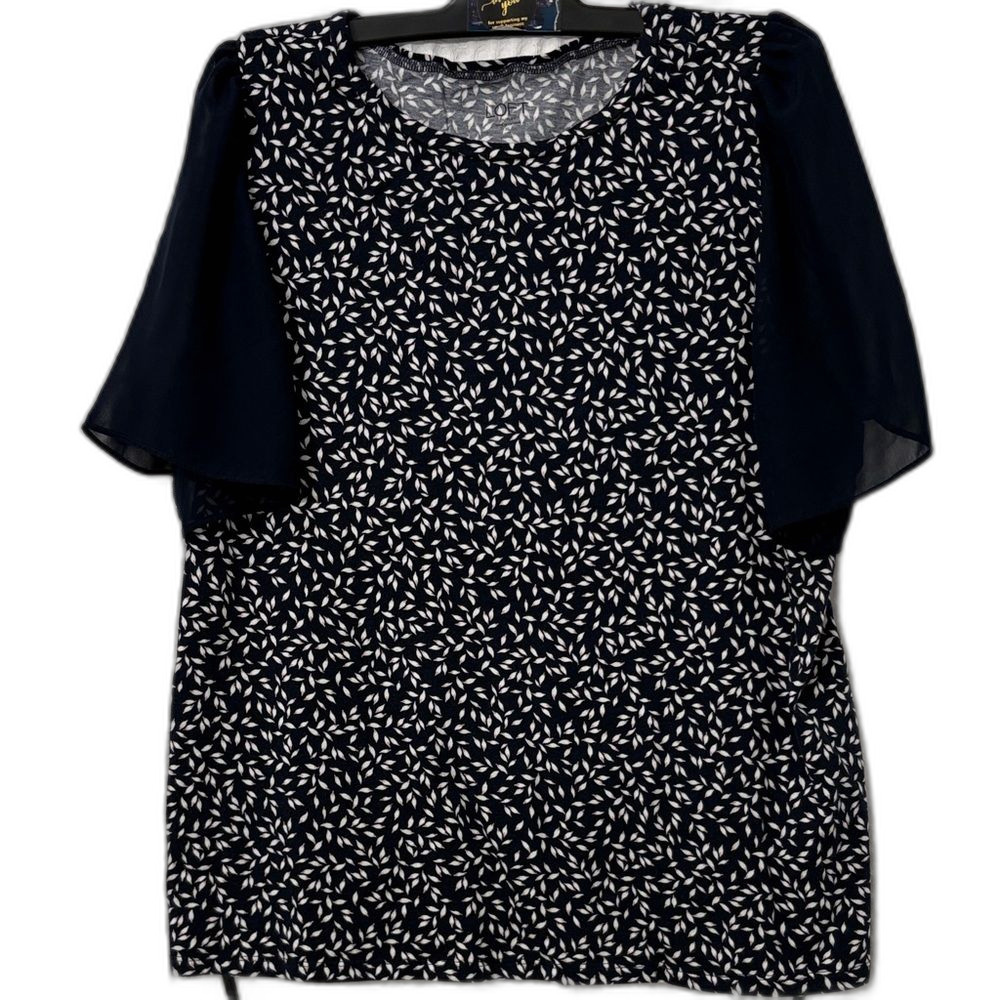 LOFT Navy and White Patterned Blouse Size XL